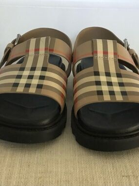 Burberry Beige Tan Check Kids Sandals